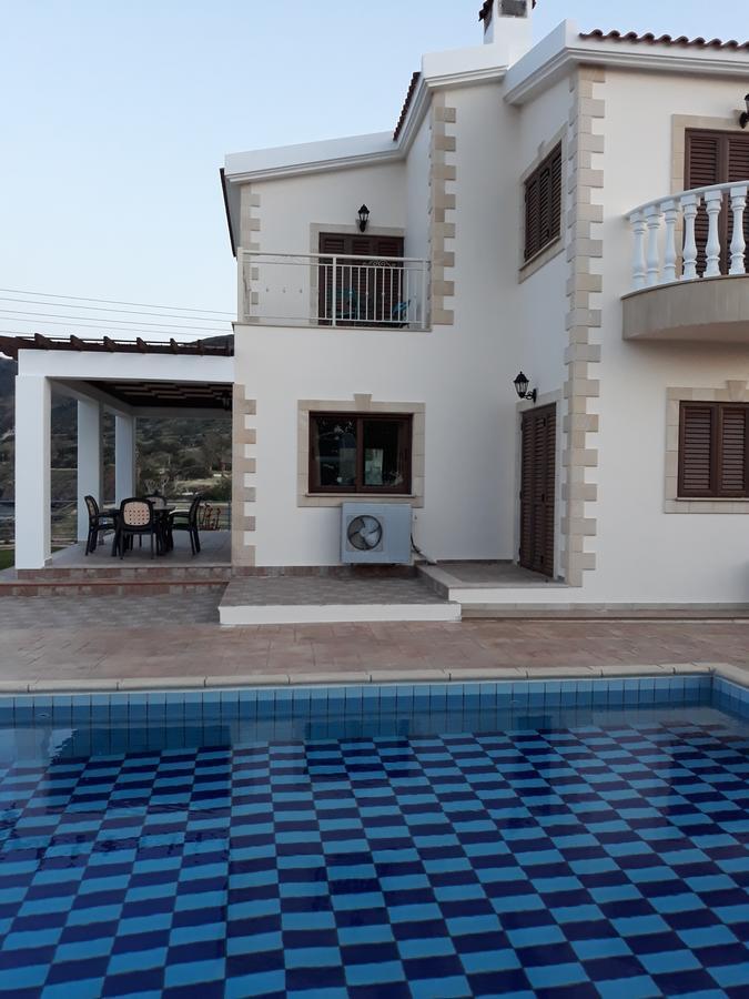 Kalli Villa بوموس المظهر الخارجي الصورة